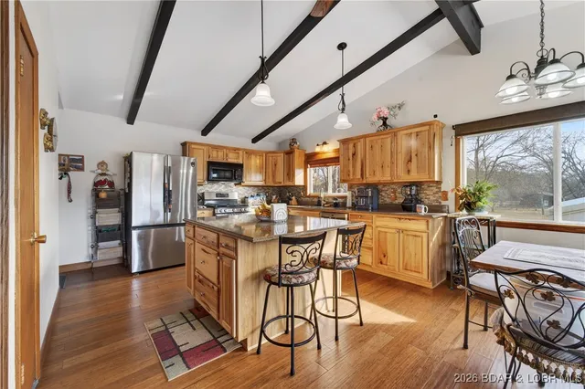 $374,500 | 2001 State Highway 42, Brumley, MO 65017