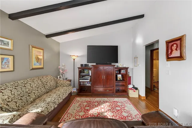 $374,500 | 2001 State Highway 42, Brumley, MO 65017