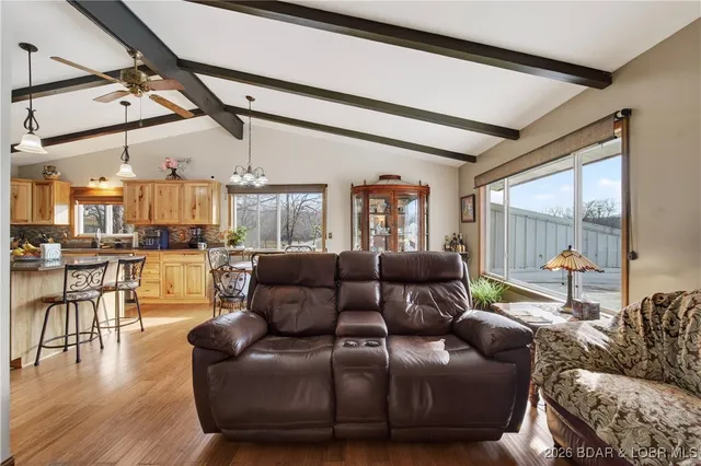 $374,500 | 2001 State Highway 42, Brumley, MO 65017