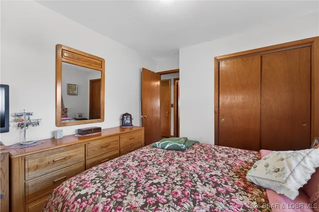 $374,500 | 2001 State Highway 42, Brumley, MO 65017