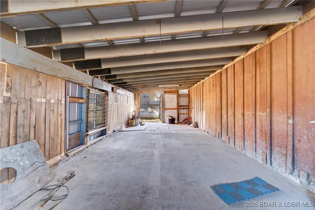 $374,500 | 2001 State Highway 42, Brumley, MO 65017