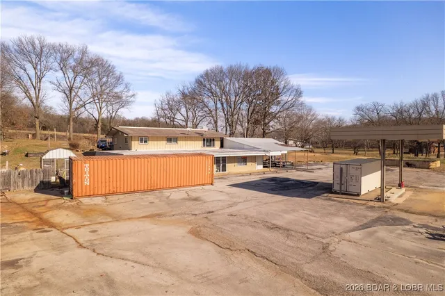 $374,500 | 2001 State Highway 42, Brumley, MO 65017