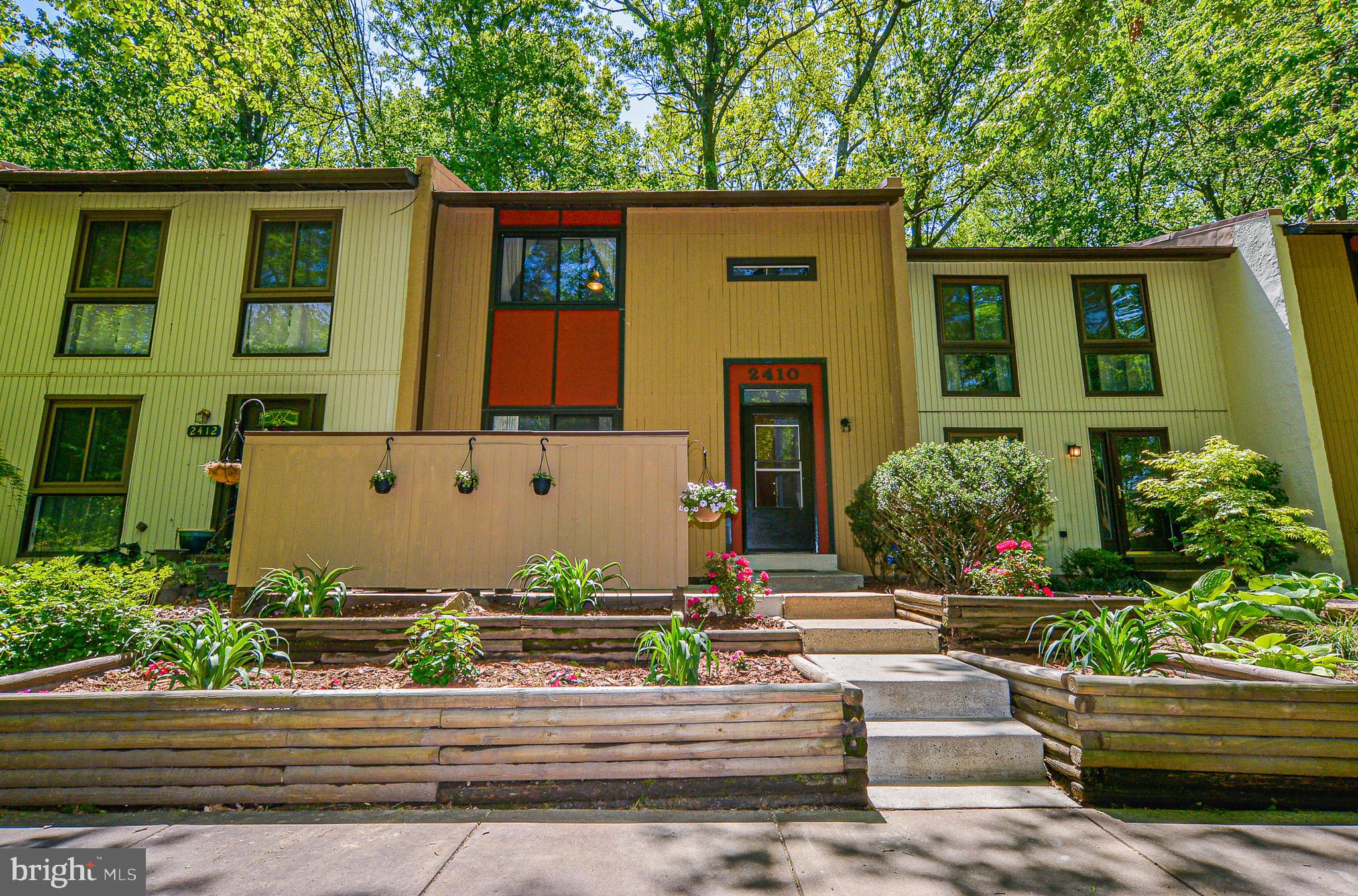2410 Cloudcroft Square Reston, VA 20191 - Photo 2 of 26 Rare Fir Model Townhome in Pinecrest