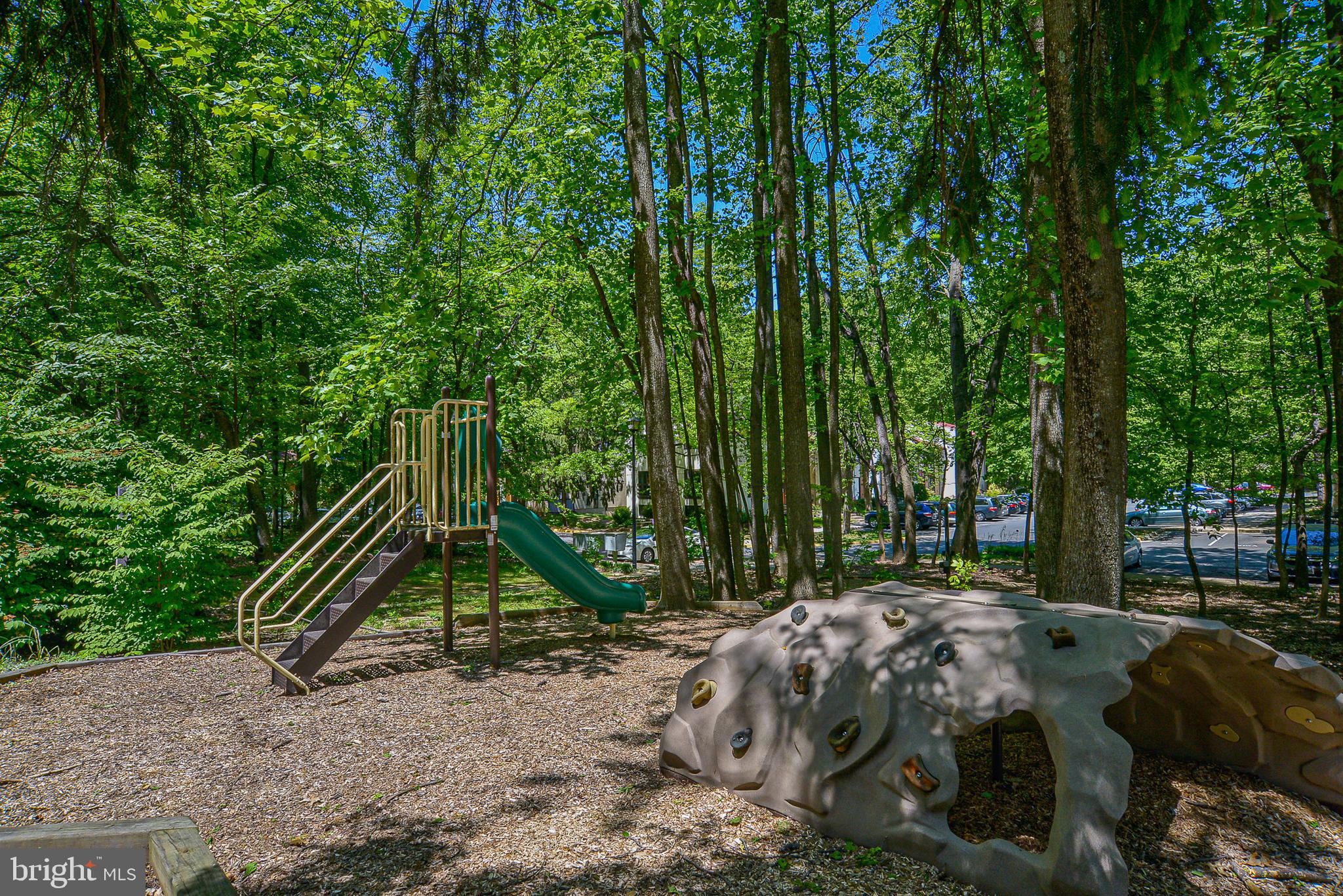 2410 Cloudcroft Square Reston, VA 20191 - Photo 21 of 26 Community Playground