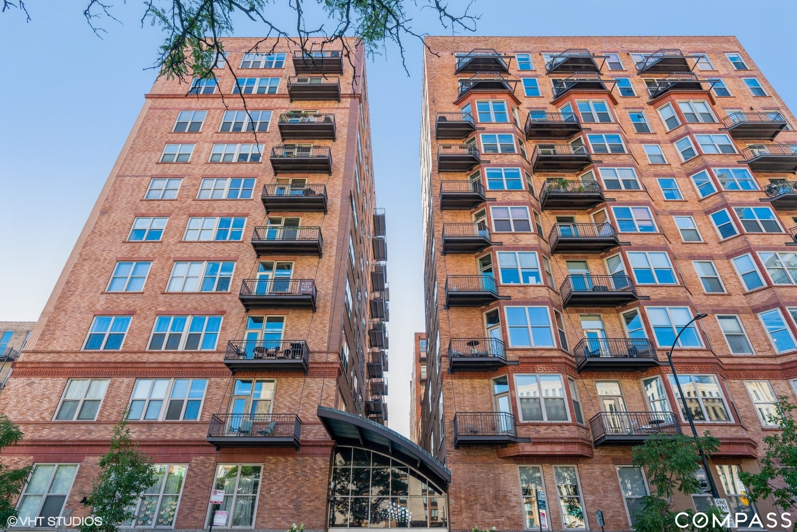 500 South Clinton Street, Unit 603 Chicago, IL 60607 - Photo 2 of 12