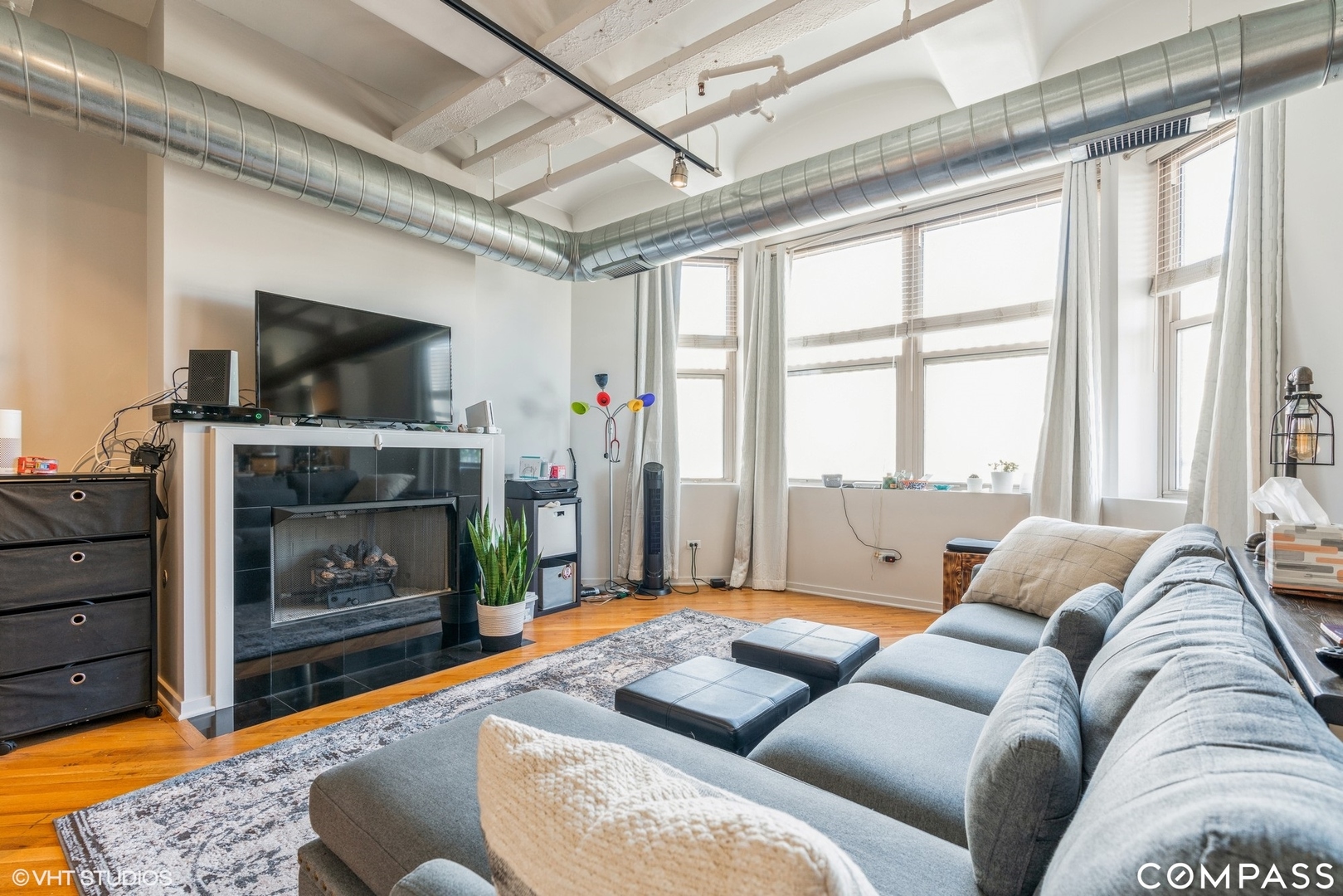 500 South Clinton Street, Unit 603 Chicago, IL 60607 - Photo 3 of 12