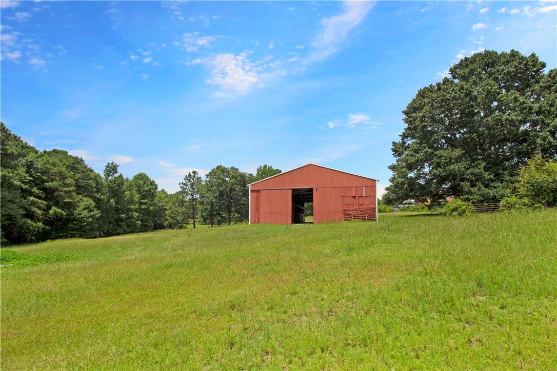 1638 Hicks Store Road Tallassee, AL 36078 - Photo 10 of 50 Gallery Image 10
