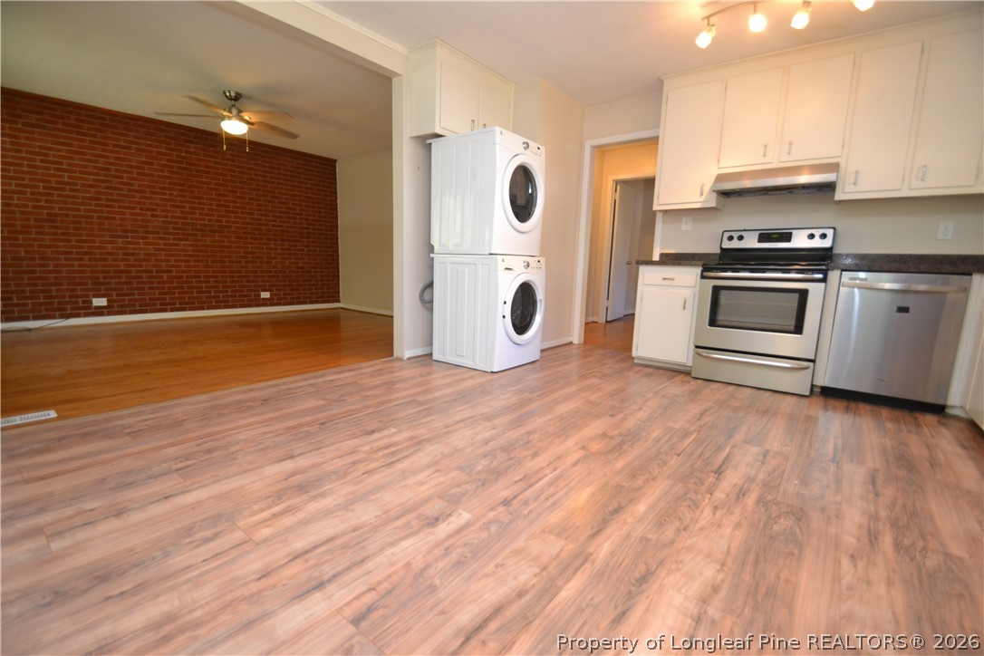 5133 Lundy Drive Raleigh, NC 27606 - Photo 9 of 31