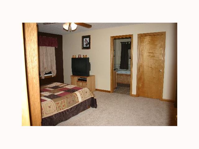 9402 Swamp Road Hebron, OH 43025 - Photo 11 of 15