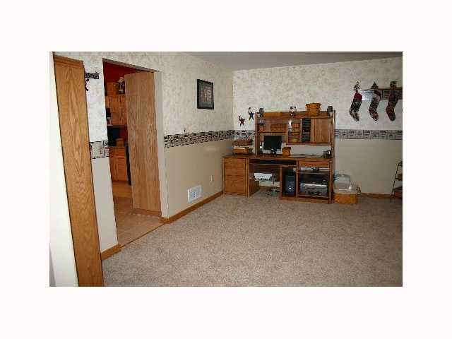 9402 Swamp Road Hebron, OH 43025 - Photo 12 of 15