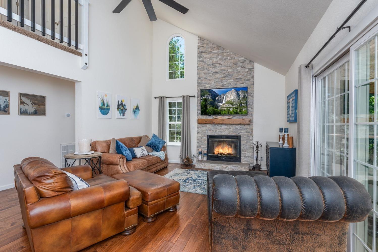 40652 Saddleback Road Bass Lake, CA 93604 - Photo 4 of 27 Gallery Image 4
