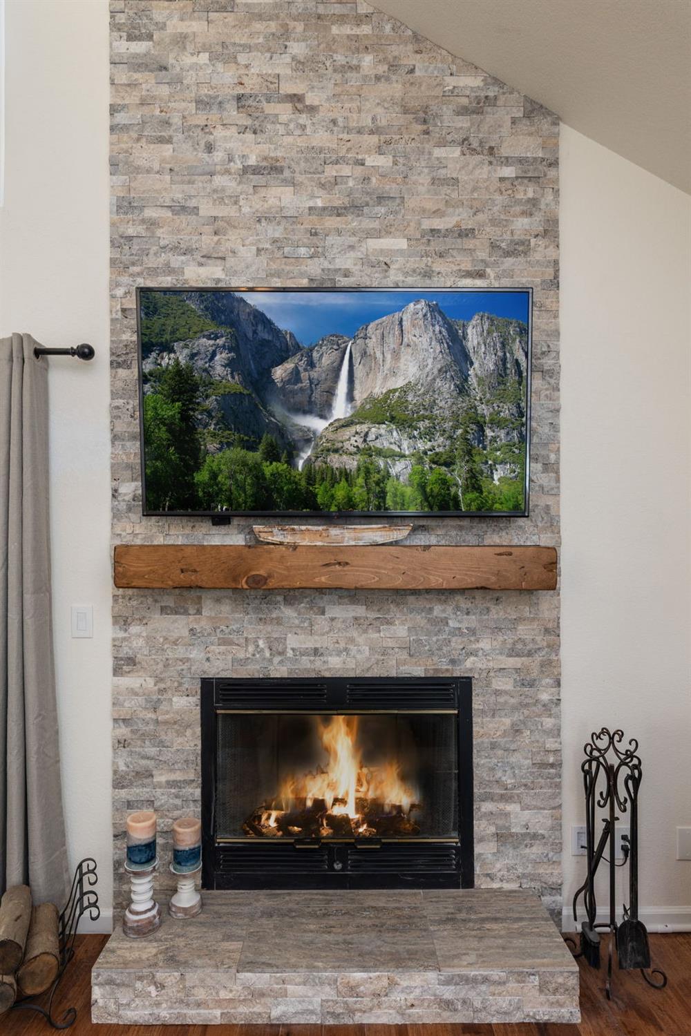 40652 Saddleback Road Bass Lake, CA 93604 - Photo 5 of 27 Gallery Image 5