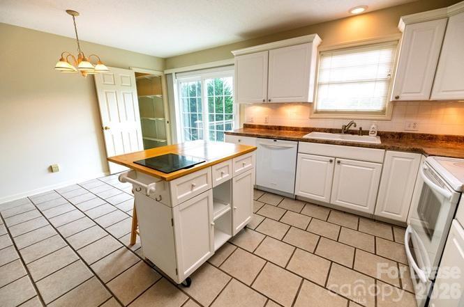 3860 Glendale Road Galax, VA 24333 - Photo 11 of 20