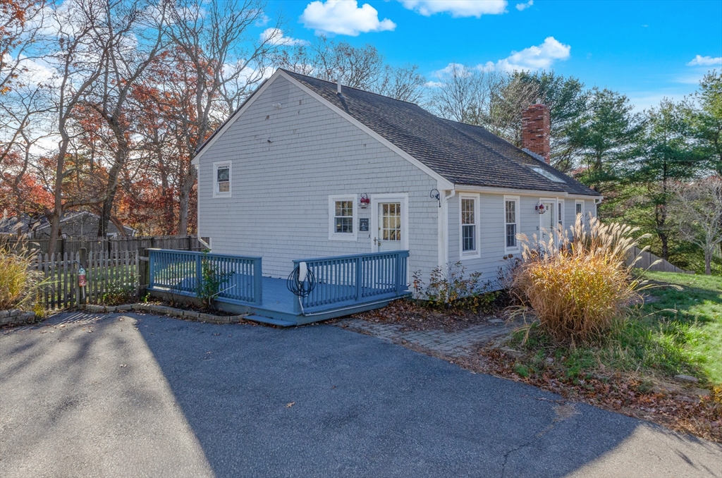 15 Chatham Road Plymouth, MA 02360 - Photo 3 of 35 a view of a house with a yard and large tree