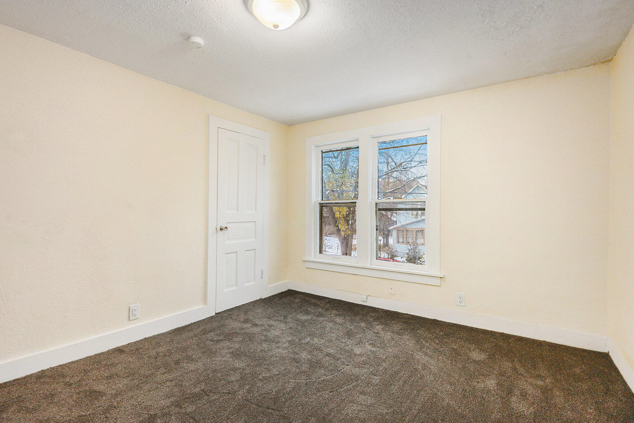 617 Elizabeth Street Kalamazoo, MI 49007 - Photo 10 of 20 010_file_530