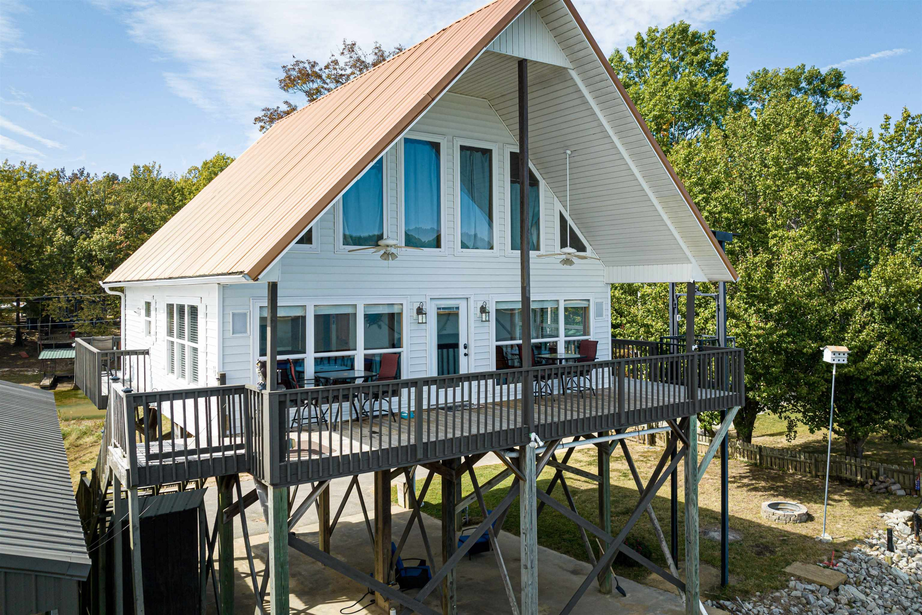 466 Lagoon Lane Decaturville, TN 38329 - Photo 1 of 34 Photo 1