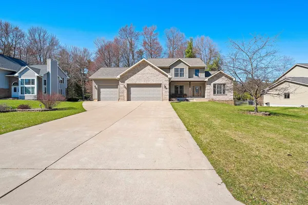 $480,000 | 410 Hemlock Street, Peshtigo, WI 54157
