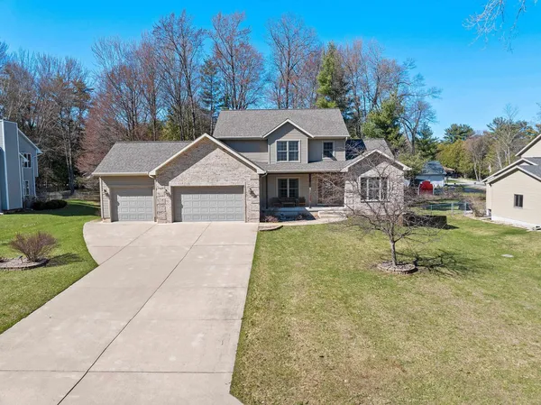 $480,000 | 410 Hemlock Street, Peshtigo, WI 54157