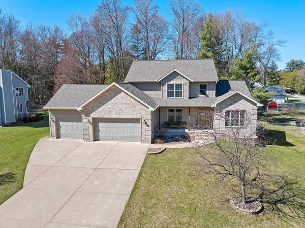 $480,000 | 410 Hemlock Street, Peshtigo, WI 54157