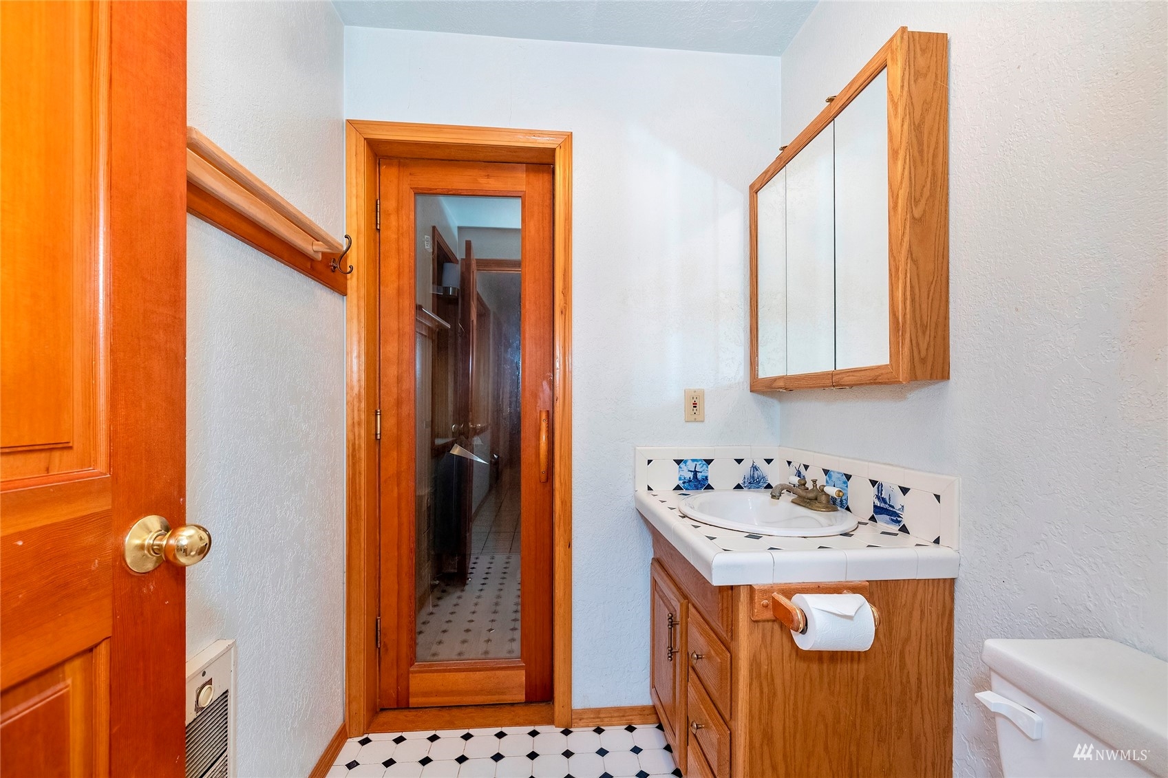 4500 Southeast Nelson Road Olalla, WA 98359 - Photo 16 of 37 Gallery Image 16