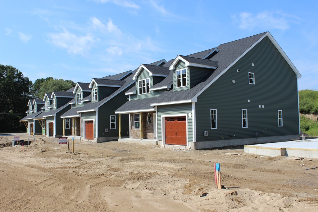 74 Oak Street, Unit 9 Billerica, MA 01862 - Photo 2 of 6