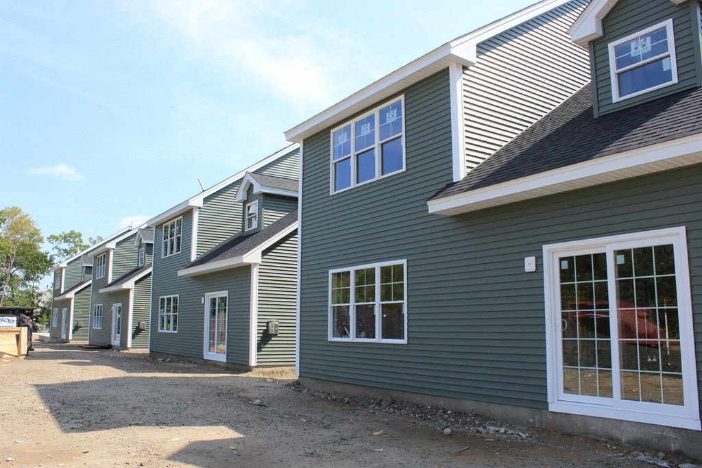 74 Oak Street, Unit 9 Billerica, MA 01862 - Photo 4 of 6