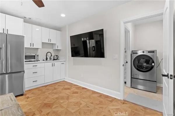 $1,900 | 16577-16575 Knollwood Drive, Granada Hills, CA 91344