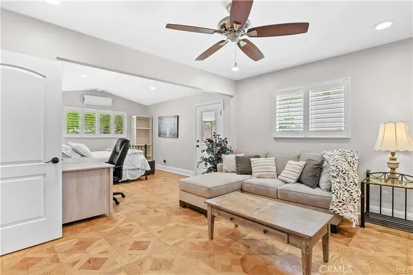 $1,900 | 16577-16575 Knollwood Drive, Granada Hills, CA 91344