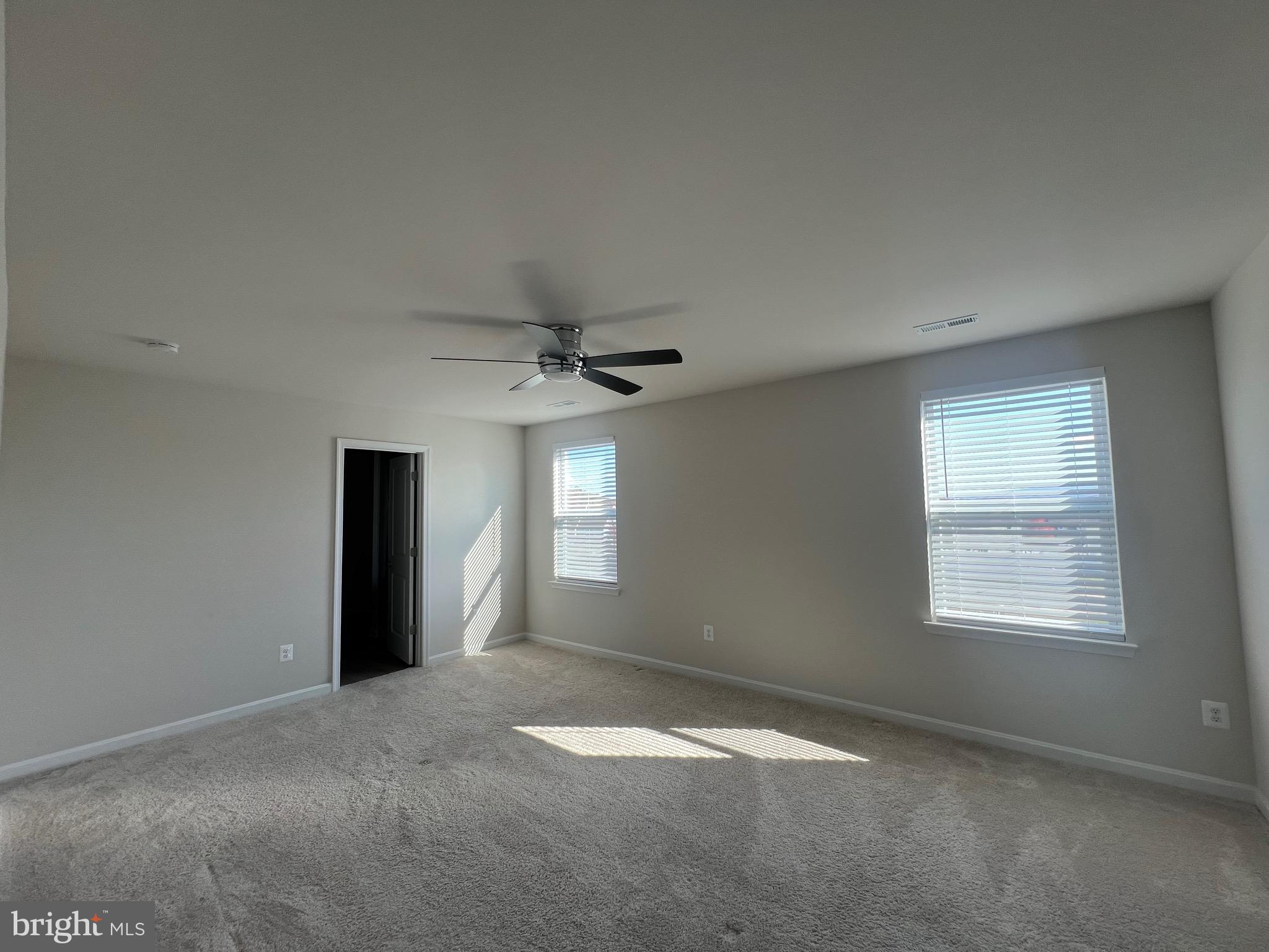 35 Signal Knob Cottage Drive Strasburg, VA 22657 - Photo 20 of 30 an empty room with windows and closet