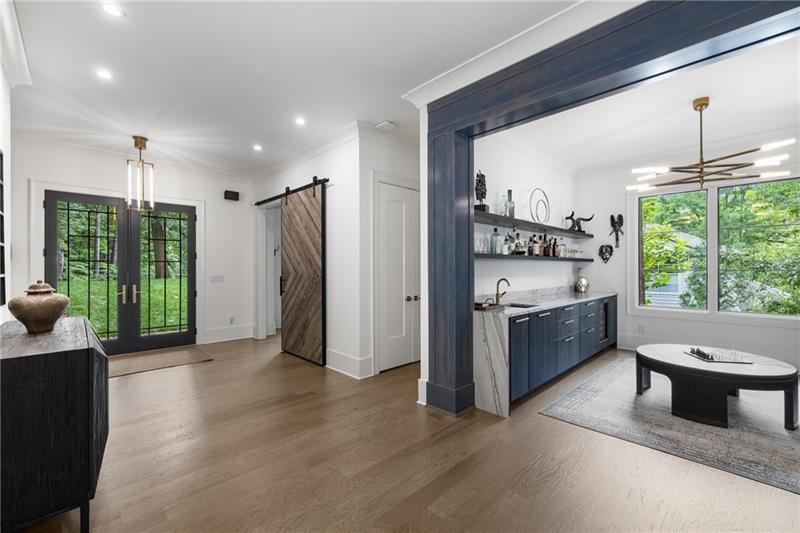 306 Pinecrest Road Northeast Atlanta, GA 30342 - Photo 8 of 74