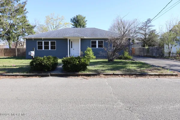 $2,900 | 1540 Birmingham Avenue, Toms River, NJ 08757