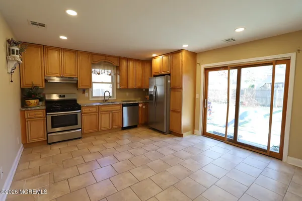 $2,900 | 1540 Birmingham Avenue, Toms River, NJ 08757