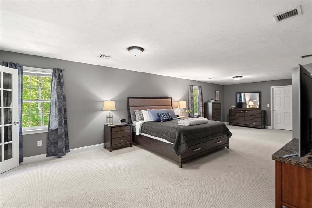 193 Gratuity Road Groton, MA 01450 - Photo 16 of 42