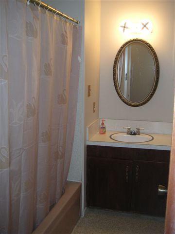 994 North Haney Avenue Reedley, CA 93654 - Photo 14 of 19 Gallery Image 14