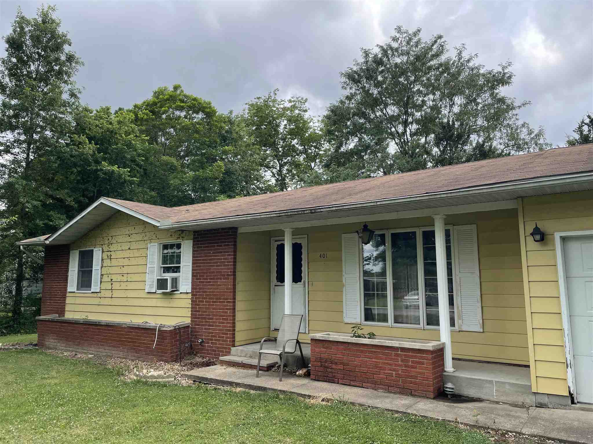 401 North 8th Street Elkville, IL 62932 - Photo 7 of 16
