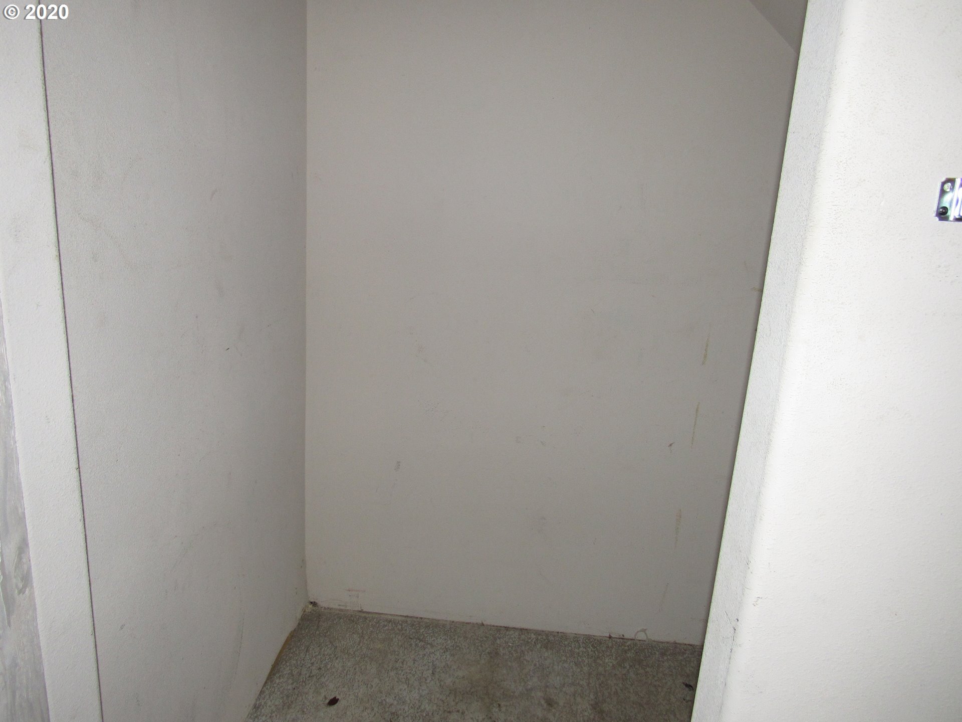 1244 Southwest 160th Avenue, Unit 101 Beaverton, OR 97006 - Photo 24 of 24 a small space