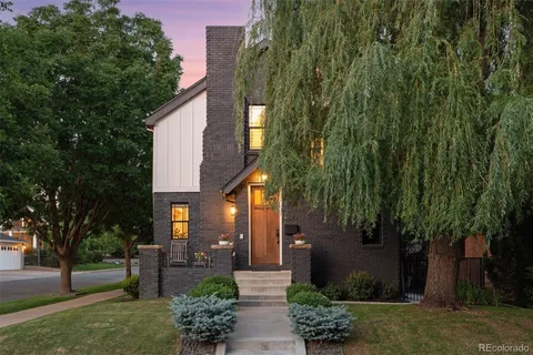 $2,399,000 | 400 South Gaylord Street, Denver, CO 80209
