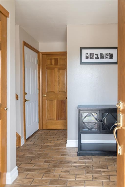 364 Lincoln Hall Road Elizabeth, PA 15037 - Photo 2 of 19 Front Entry