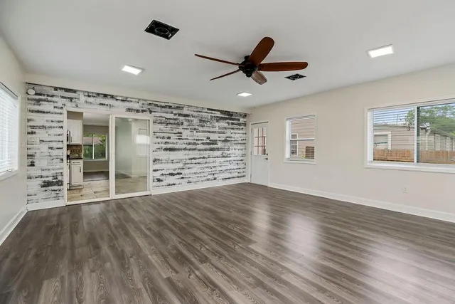 $325,000 | 8253 Orient Drive, Kansas City, KS 66112