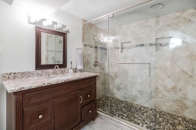 $325,000 | 8253 Orient Drive, Kansas City, KS 66112