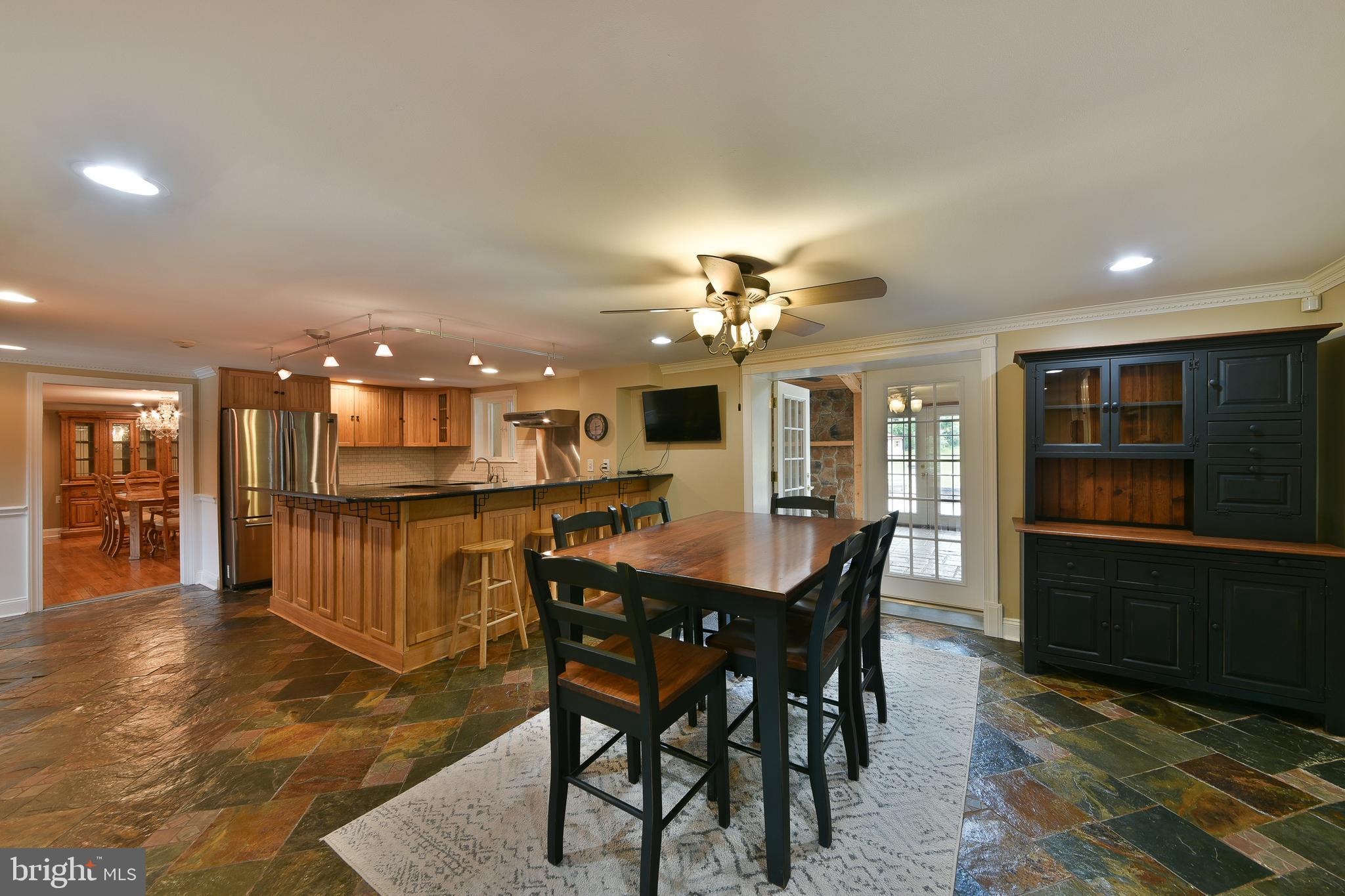 715 Bucks Road Perkasie, PA 18944 - Photo 24 of 55 Gourmet Eat-In Kitchen with Breakfast Bar