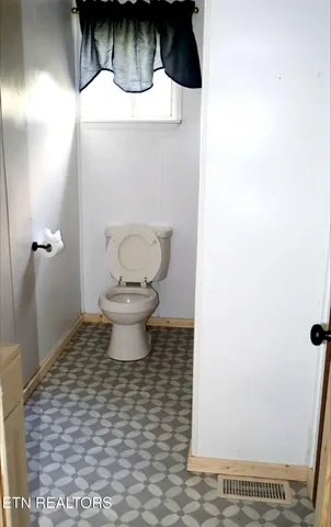 $184,000 | 1349 Greenlee Lane, Jellico, TN 37762