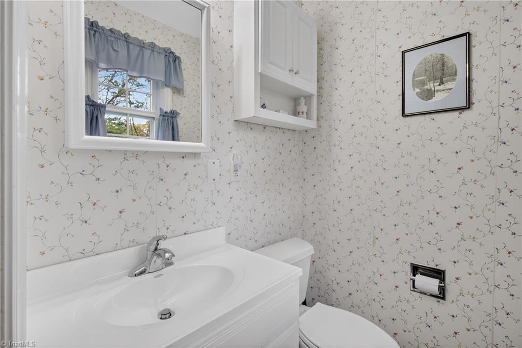 175 Vancroft Street Asheboro, NC 27205 - Photo 13 of 40