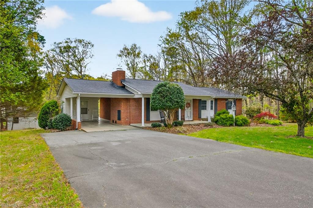 175 Vancroft Street Asheboro, NC 27205 - Photo 2 of 40