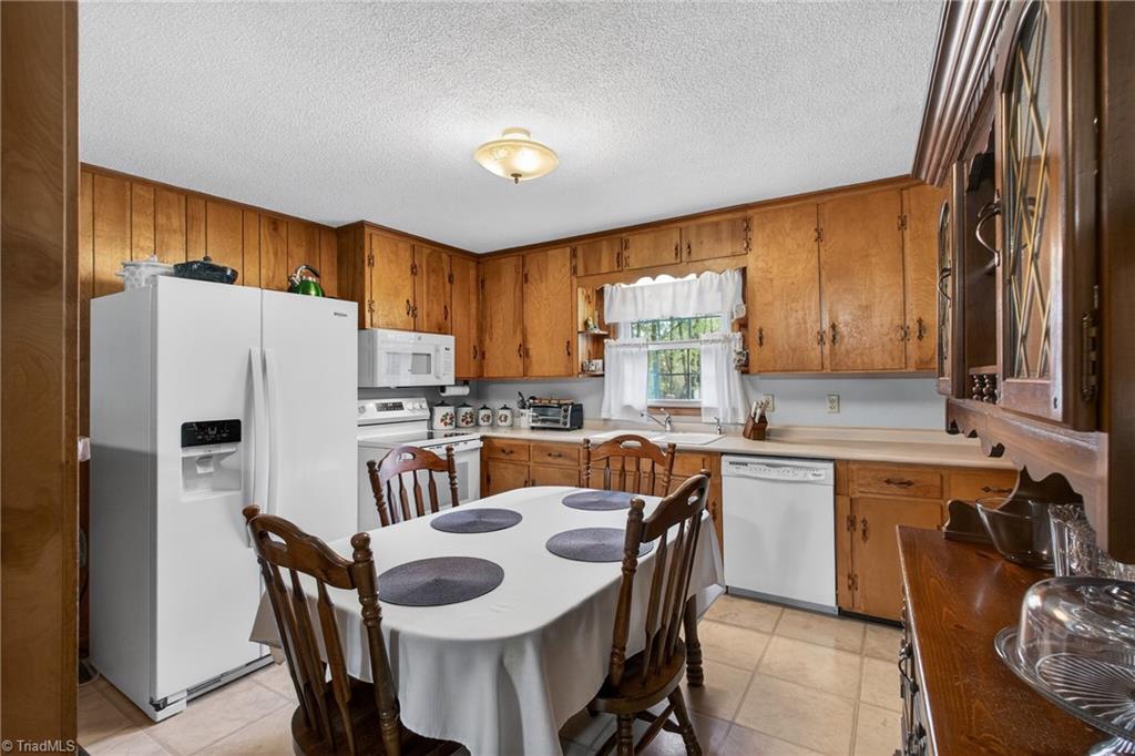 175 Vancroft Street Asheboro, NC 27205 - Photo 8 of 40