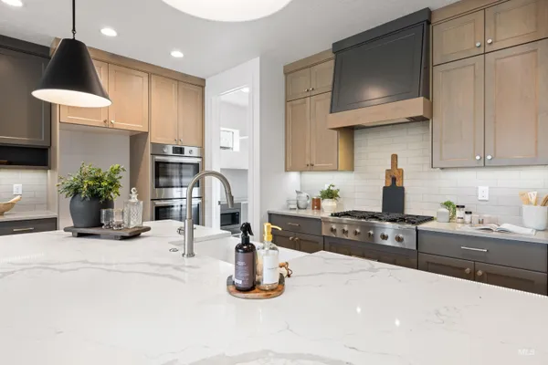 $1,149,500 | 294 North Hunter Crk Avenue, Eagle, ID 83616