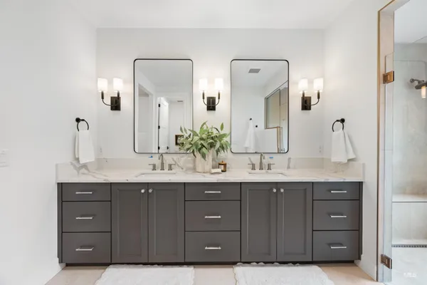 $1,149,500 | 294 North Hunter Crk Avenue, Eagle, ID 83616