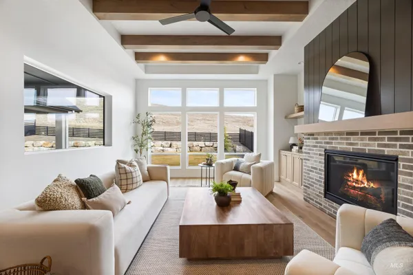 $1,149,500 | 294 North Hunter Crk Avenue, Eagle, ID 83616