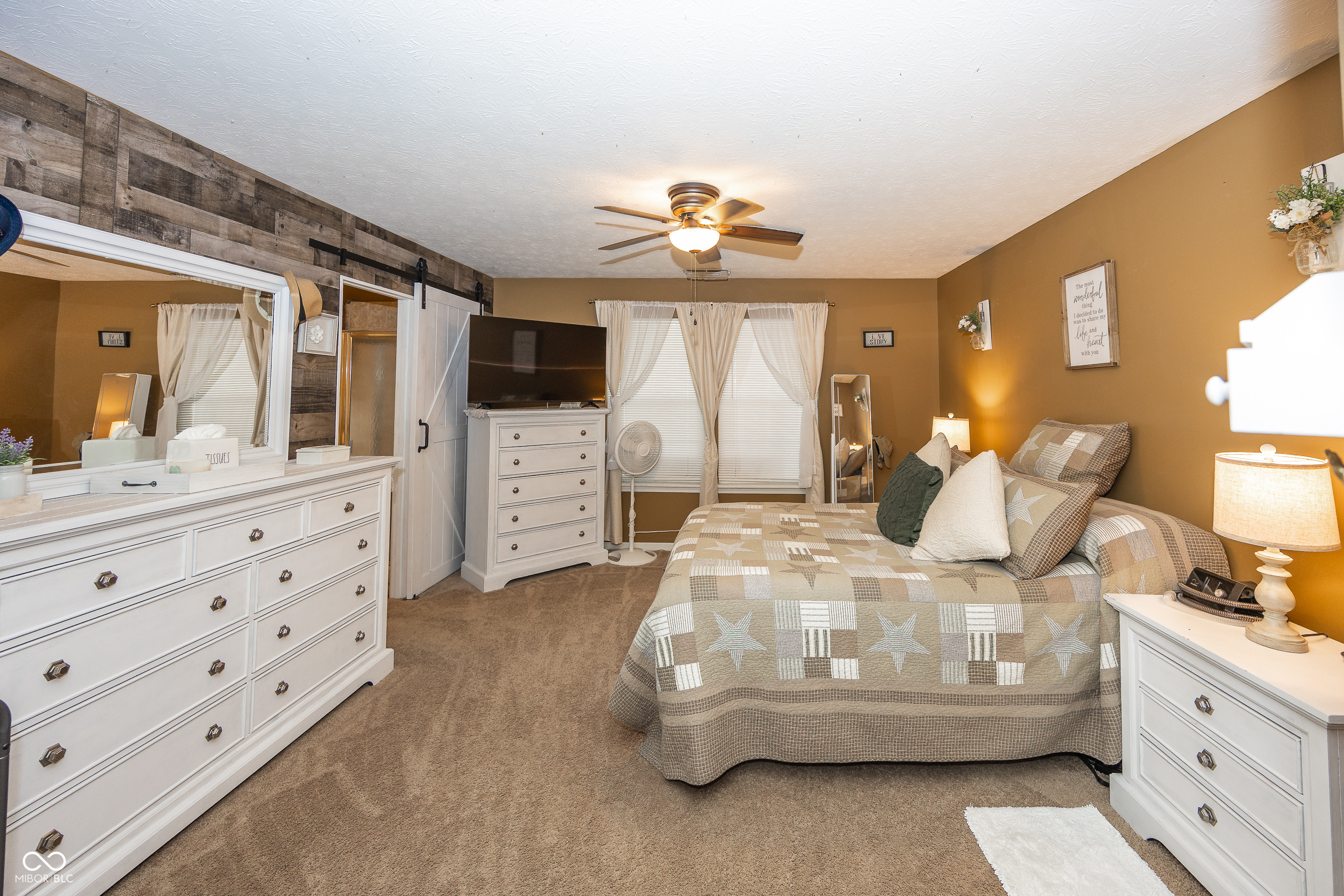 6011 Timberland Way Indianapolis, IN 46221 - Photo 12 of 26