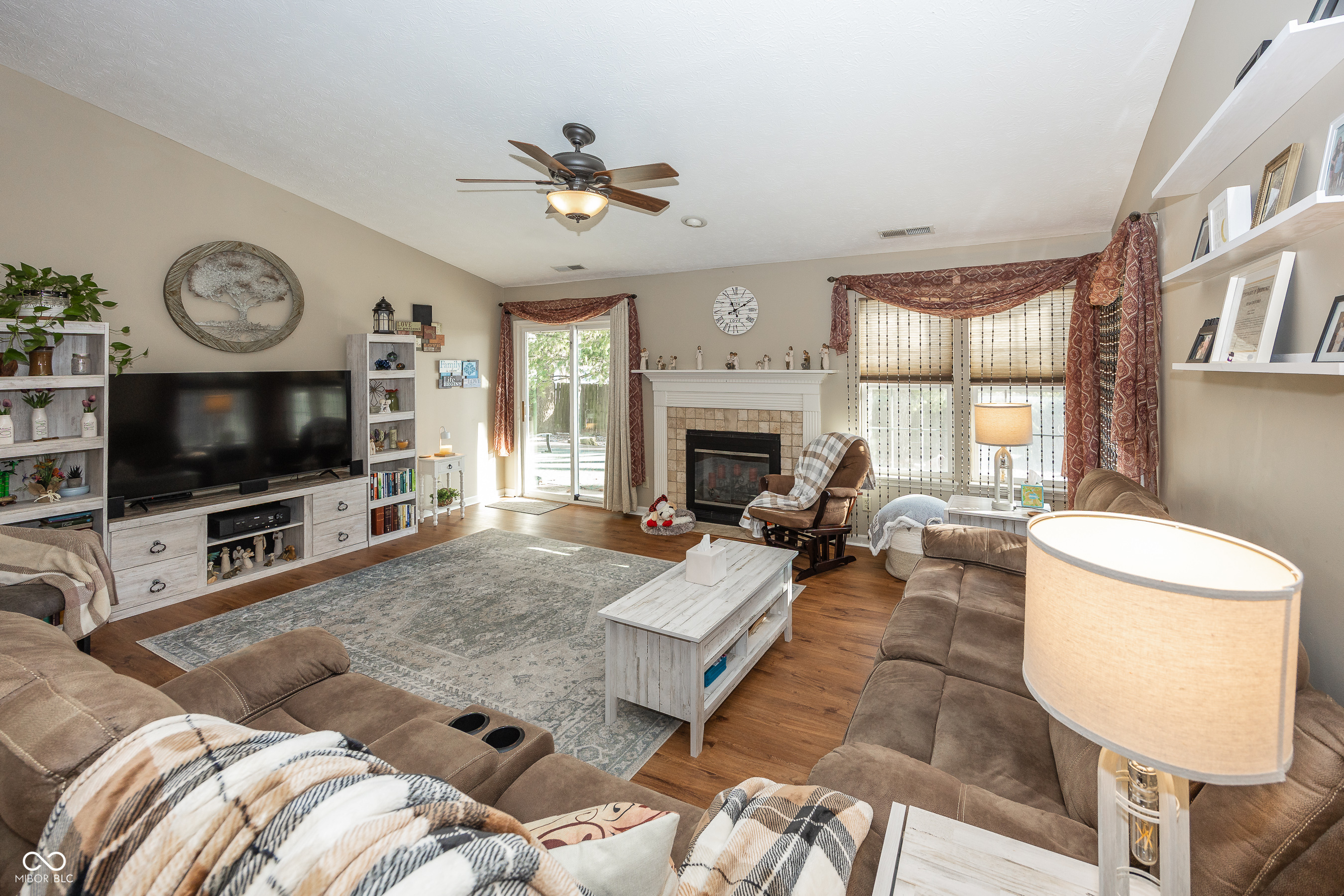 6011 Timberland Way Indianapolis, IN 46221 - Photo 5 of 26